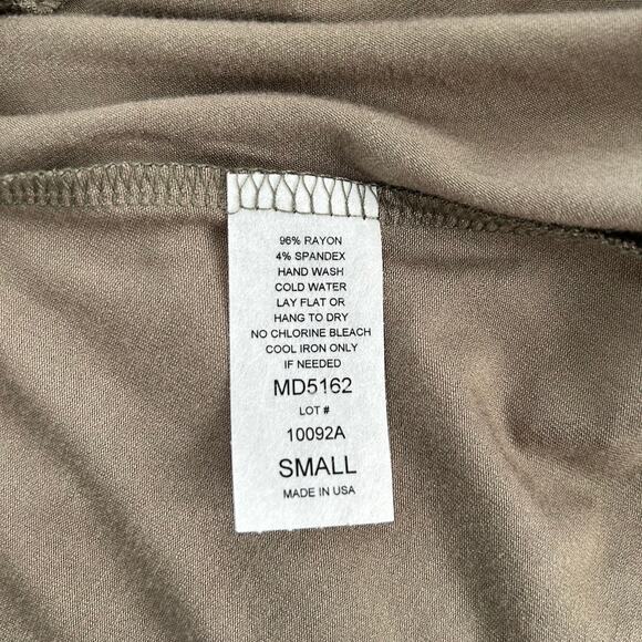 NWT Elan Soma Olive Dress S Cold Shoulder Flounce Relaxed Fit Stretch Casual - Picture 14 of 15